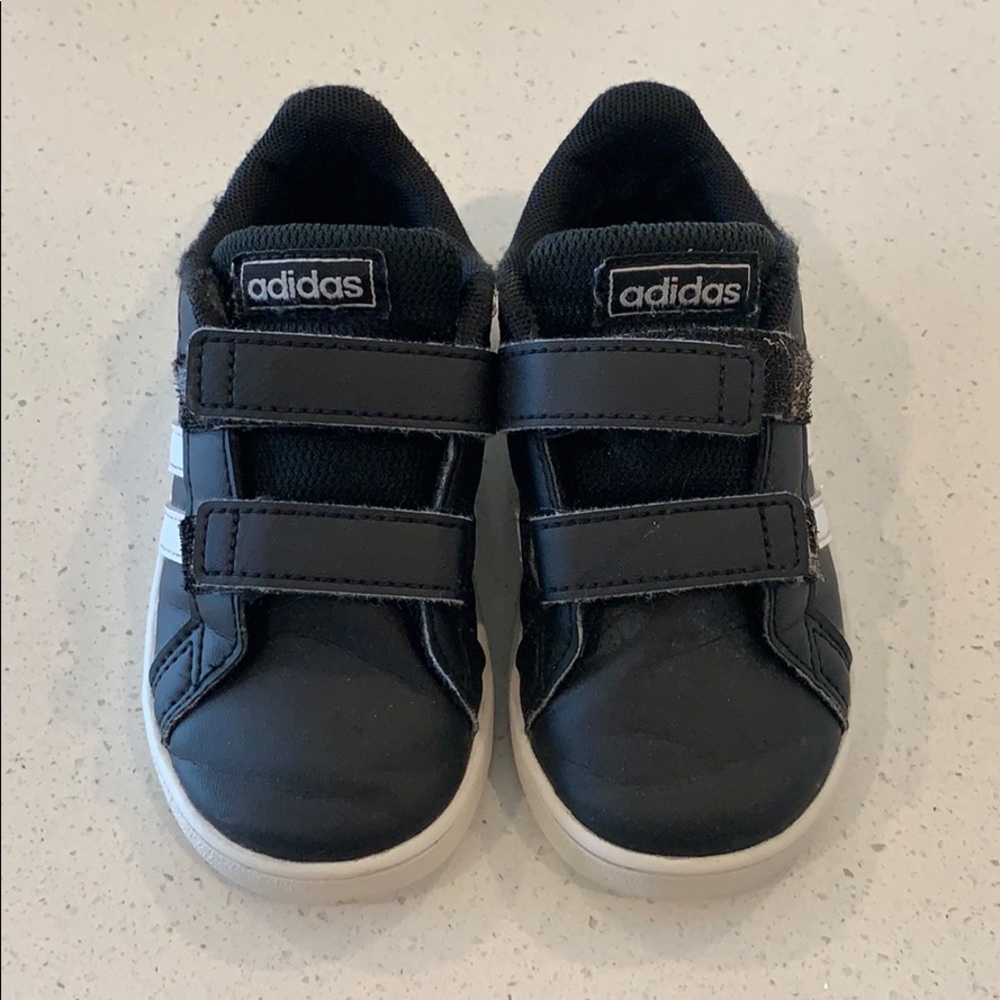Adidas Toddler Size 7